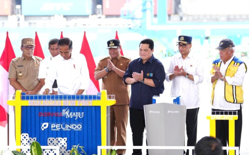 PERESMIAN. Presiden Joko Widodo meresmikan Makassar New Port (MNP) di Kota Makassar, Sulsel, Kamis (22/2/2024). foto: istimewa