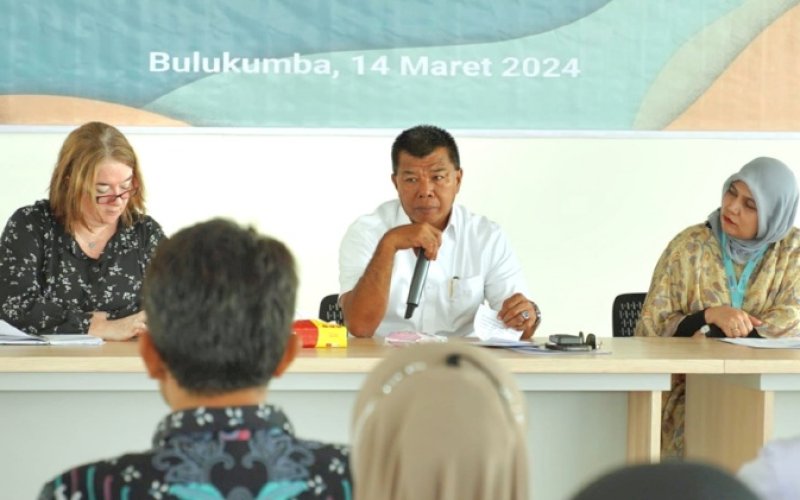 LOKAKARYA. Bupati Bulukumba, Andi Muchtar Ali Yusuf, membuka lokakarya yang digelar USAID di Aula Lt 4 Gedung Pinisi Bulukumba, Kamis (14/3/2024). foto: istimewa