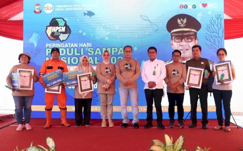 HPSN. Pemkot Makassar menggelar acara puncak Hari Peringatan Sampah Nasional (HPSN) 2024 di Anjungan Pantai Losari, Kamis (7/3/2024). foto: istimewa