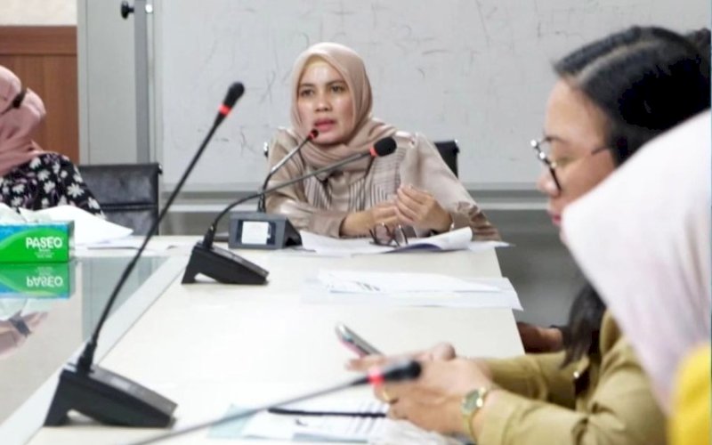 MONEV. Komisi B DPRD Kota Makassar memulai rapat kegiatan Monitoring dan Evaluasi (Monev) program kerja SKPD Triwulan I Tahun Anggaran 2024 di Ruang Rapat Komisi B, Senin (25/3/2024). foto: istimewa