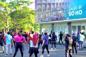 Jumat Sehat, GMTD Adakan Senam Bersama di Green River View