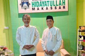 Ustaz Aziz Qahhar Mudzakkar Doakan Rahman Bando Jadi Wali Kota Makassar