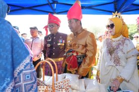 Hari Jadi Jeneponto Ke-161, Pj Ketua PKK Sulsel Serahkan Sejumlah Bantuan