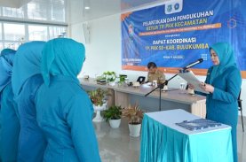 Lantik Ketua Kecamatan, Andi Herfida: PKK Menjadi Wadah Pekerja Sosial