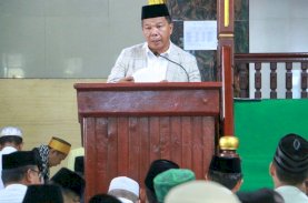Andi Utta Lebaran Iduladha di Masjid Raya