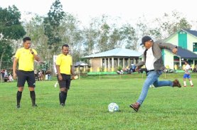 Bupati Cup III Bulukumba Zona Bulukumpa Dibuka, Andi Utta Minta Pemain Jaga Sportivitas