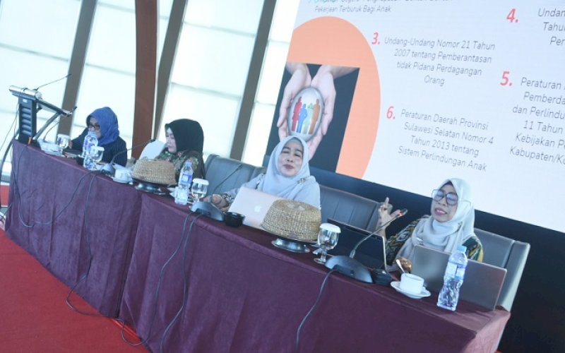 SOSIALISASI. DPRD Kota Makassar menggelar sosialisasi perda nomor 5 tahun 2018 tentang Perlindungan Anak di Hotel Aston Makassar, Senin (29/4/2024). foto: istimewa