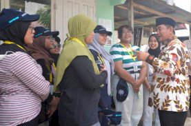 Pj Gubernur Sulbar Bersama Mahasiswa UGM Tanam Sukun