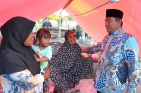 Pj Gubernur Sulbar Kunjungi Korban Kebakaran di Polman, Segera Carikan Solusi Buat Rumah Warga