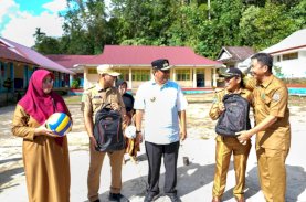 Kunjungi SMAN 1 Mambi, Pj Gubernur Sulbar Dorong Pelajar Peduli Lingkungan