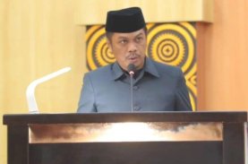 DPRD Rapat Paripurna Mendengar Tanggapan Wali Kota Terkait RPJPD Makassar 2025-2045