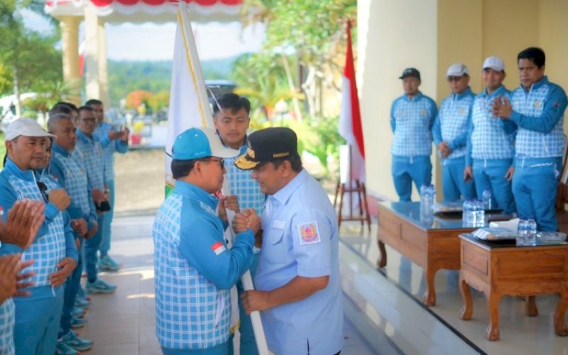 Pj Gubernur Lepas Kontingen Sulbar untuk PON XXI Aceh-Sumut 2024
