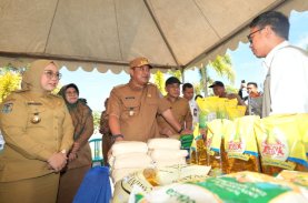 Pantau Harga Pangan, Pj Gubernur Sulbar Harap Enam Kabupaten Konsisten Gelar GPM