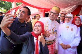 Danny Pomanto Upacara HUT Kemerdekan RI Ke-79 di Rujab Gubernur Sulsel