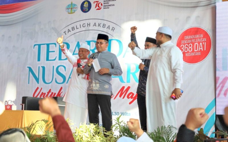 TABLIGH AKBAR. Wali Kota Makassar, Moh Ramdhan Pomanto, menghadiri Tabligh Akbar Tebar Dai Nusantara yang diadakan DPP Wahdah Islamiyah di Wisma Negara Center Point of Indonesia (CPI) Makassar, Sabtu (17/8/2024). foto: istimewa
