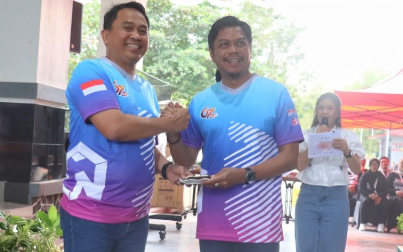HUT LAN. Pj Sekda Kota Makassar, Firman Hamid Pagarra, menghadiri Puncak Hari Ulang Tahun (HUT) Lembaga Administrasi Negara (LAN) RI ke-66 di Puslatbang KMP LAN, Makassar, Jumat (8/8/2024). foto: istimewa