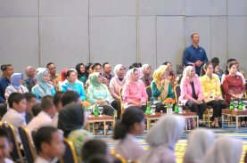 Indira Dampingi Iriana Jokowi Edukasi Pelajar Makassar tentang Bahaya Narkoba