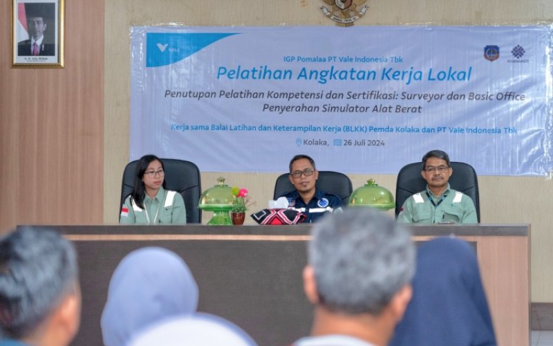 PELATIHAN. PT Vale Indonesia Tbk (PT Vale) Indonesia Growth Project (IGP) Pomalaa bersama BLKK Kolaka menyelenggarakan Pelatihan Kompetensi dan Sertifikasi 'Surveyor dan Basic Office', sejak Kamis (6/6/2024) hingga Jumat (26/7/2024) di Aula BLKK, Kolaka. foto: istimewa