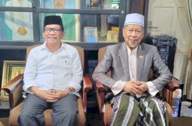 Azhar Arsyad Silaturahmi ke Kediaman Pimpinan Ponpes DDI Mangkoso