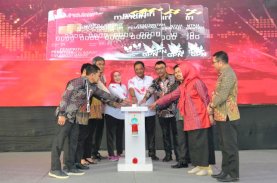 Pj Gubernur Sulbar Launching Penggunaan Kartu Elektronik untuk Transaksi Pemerintahan
