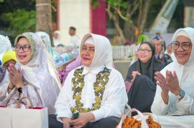 Indira Ikuti Gerakan Makassar Salat Subuh Berjemaah