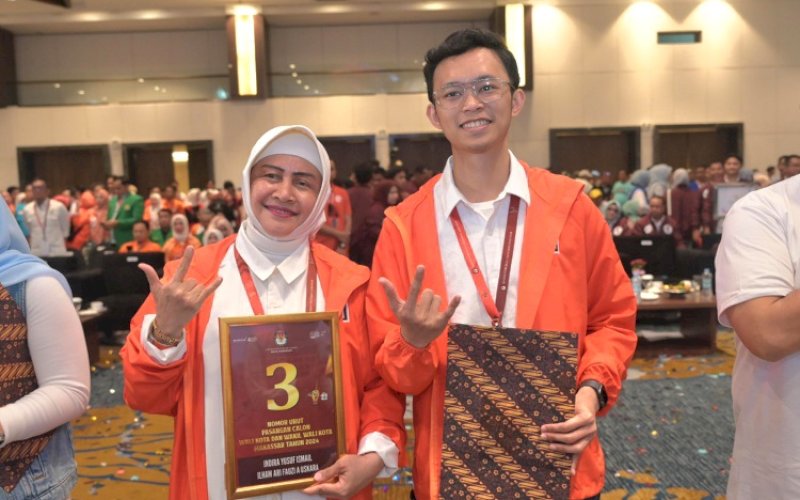 NOMOR URUT. Pasangan Calon Wali Kota dan Wakil Wali Kota Makassar, Indira Yusuf Ismail-Ilham Ari Fauzi A Uskara (Indira-Ilham Fauzi), mendapat nomor urut 3 pada pengundian nomor urut yang digelar KPU Kota Makassar di Ballroom Phinisi Hotel Claro Makassar, Senin (23/9/2024). foto: istimewa