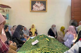 Danny Pomanto dan Warga Makassar Berduka, Camat Ujung Pandang Berpulang