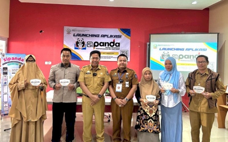 LAUNCHING. Dinas Perpustakaan dan Kearsipan Provinsi Sulsel melalui UPT Perpustakaan resmi meluncurkan aplikasi Sistem Informasi Perpustakaan Ibu dan Anak (Sipanda) dalam sebuah acara yang berlangsung di Ruang Edukasi Layanan Perpustakaan Ibu dan Anak di Jl Lanto Dg Pasewang, Kota Makassar, Senin (2/9/2024). foto: istimewa