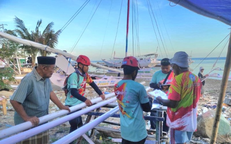 PERSIAPAN. Panitia terus memaksimalkan persiapan pelaksanaan Sandeq Heritage Festival (SHF) 2024 dalam menyambut Jati Jad atau Hari Ulang Tahun (HUT) Sulbar ke-20. foto: istimewa