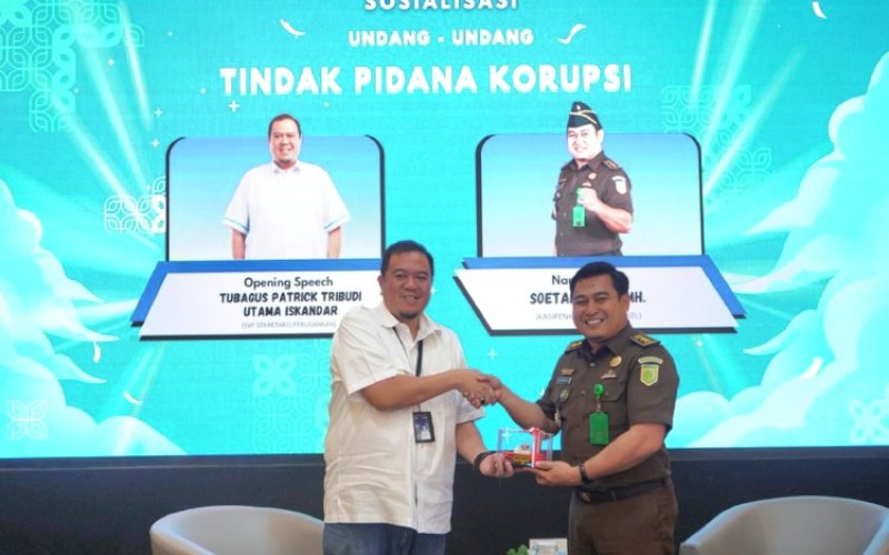 SOSIALISASI. PT Pelindo Jasa Maritim (SPJM) yang merupakan salah satu subholding PT Pelabuhan Indonesia (Persero), menggelar sosialisasi dalam rangka menciptakan SPJM Bersih dan langkah pencegahan terhadap tindak pidana korupsi secara hybrid di lantai 7 Gedung PT Pelabuhan Indonesia (Persero) Regional 4 dan melalui media Zoom Meeting Room, 5 September 2024. foto: istimewa