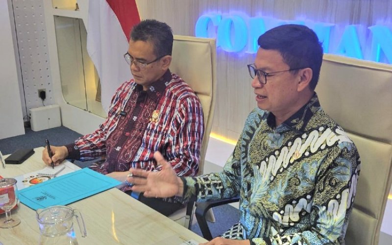 PERTEMUAN. Kepala BPOM RI Taruna Ikrar menerima kunjungan Dewan Ketahanan Nasional (Wantannas) RI yang dipimpin langsung Sekretaris Jenderal (Sesjen) Laksdya TNI TSNB Hutabarat melakukan audiensi di Kantor BPOM, Jakarta, Jumat (6/9/2024). foto: istimewa