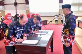 Lantik 24 Pejabat Fungsional Pemprov Sulsel, Pj Gubernur Harap Fokus pada Peningkatan Keahlian