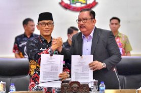 Pj Gubernur dan DPRD Sulsel Sepakati APBD Sehat 2025