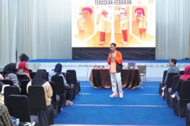 Ilham Fauzi Beri Tips dan Motivasi Peserta Try Out CASN Makassar