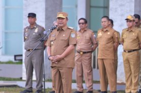 Pj Gubernur Sulbar Ingatkan Pejabat Pemprov Harus Bekerja Profesional