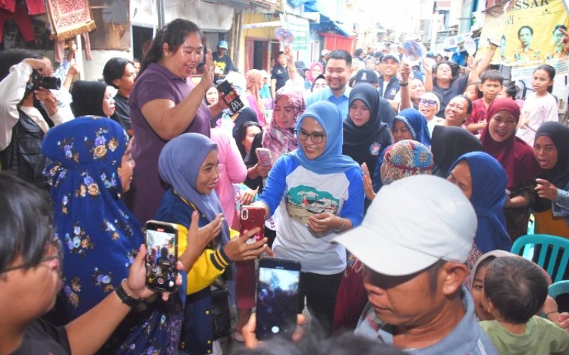 SOSIALISASI. Pasangan Calon Wali Kota dan Wakil Wali Kota Makassar, Andi Seto Gadhista Asapa-Rezki Mulfiati Lutfi (Sehati), menggelar sosialisasi tahapan Pilwalkot Makassar. foto: istimewa