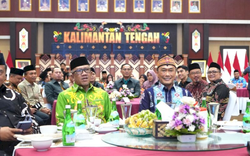 MTQ KORPRI. Ketua Umum Dewan Korpri Nasional, Zudan Arif Fakrulloh, menghadiri Malam Taaruf dan Haflah Tilawah Al Qur'an MTQ VII Korpri Tingkat Nasional di Aula Jayang Tingang, Kantor Gubernur Kalteng, Palangkaraya, Minggu (3/11/2024) malam. foto: istimewa