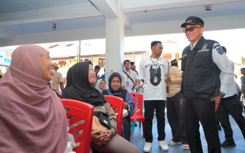 PENINJAUAN. Pj Gubernur Sulsel, Zudan Arif Fakrulloh, bersama Forkopimda, KPU, dan Bawaslu Sulsel, melakukan peninjauan pelaksanaan Pilkada Serentak 2024 di sejumlah daerah, Rabu (27/11/2024). foto: istimewa