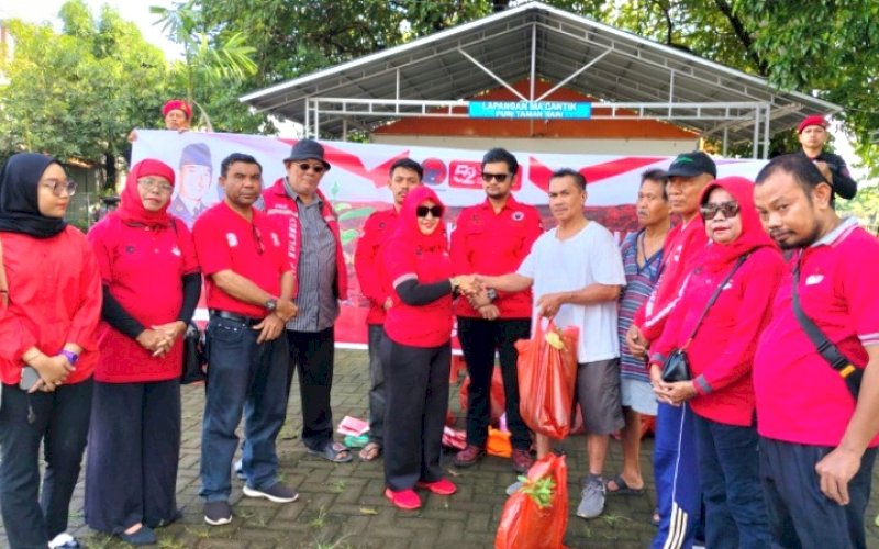 PENGHIJAUAN. PDI Perjuangan Sulsel melakukan gerakan penghijauan yang dipusatkan di Kelurahan Borong, Kecamatan Manggala, Kota Makassar, Sabtu (25/1/2025). foto: istimewa