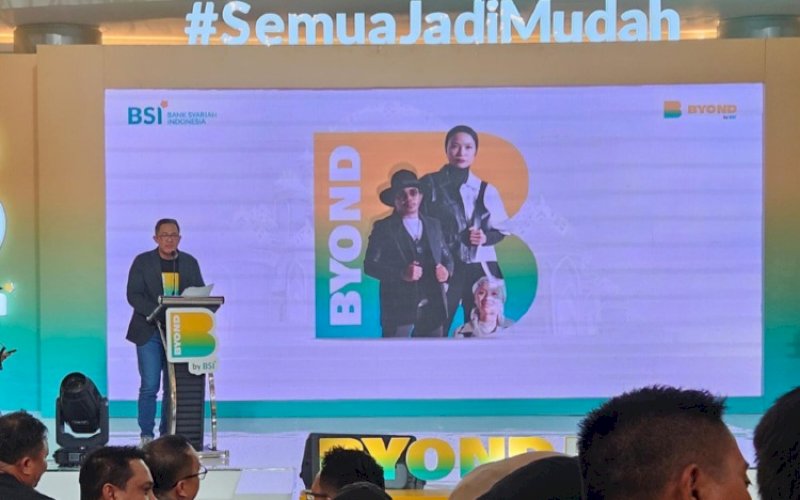 BYOND FEST. Regional CEO Region X Makassar, Sukma Dwie Priardi, memberikan sambutan pada acara Byond Fest Makassar di Trans Studio Makassar, Sabtu (22/2/2025). foto: istimewa