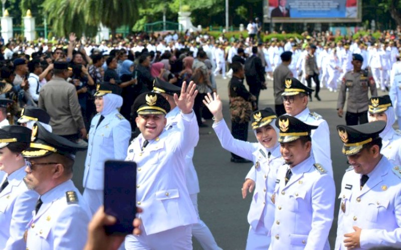 PELANTIKAN. Wali Kota Makassar Munafri Arifuddin bersama wakilnya Aliyah Mustika Ilham menghadiri pelantikan kepala daerah dari seluruh Indonesia yang digelar serentak di Istana Kepresidenan Jakarta, Kamis (20/2/2025). foto: istimewa
