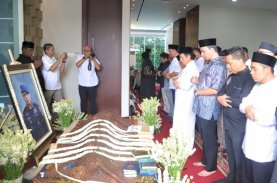 Menag Imami Salat Jenazah Syafruddin Kambo