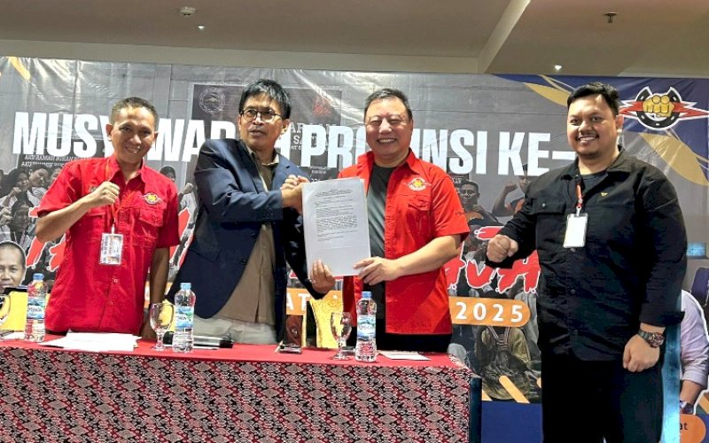 KETUA TERPILIH. Petrus Yalim terpilih sebagai Ketua Tarung Derajat Provinsi Sulsel dalam Musprov Tarung Derajat Sulsel di Hotel Swiss-Belinn Panakkukang, Kota Makassar, Minggu (16/2/2025). foto: istimewa