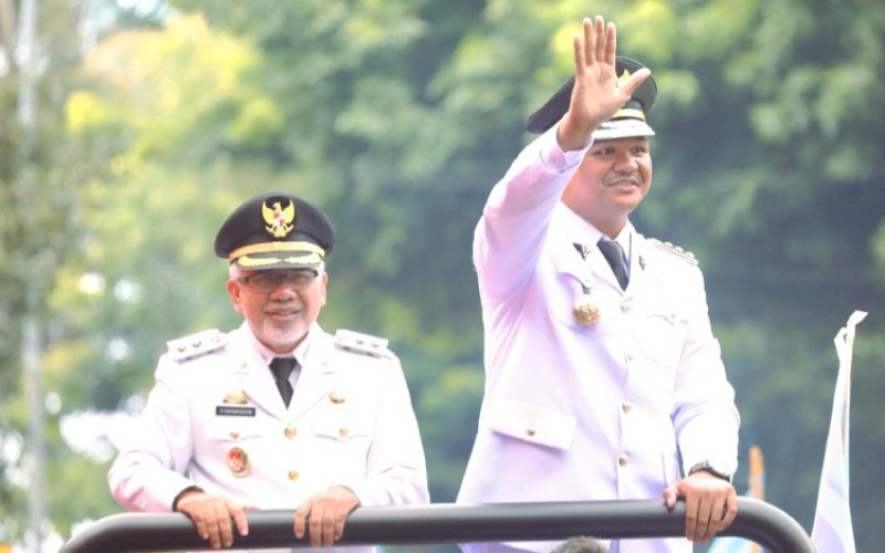 M Fathul Fauzy Nurdin (kanan)-Sahabuddin. foto: istimewa