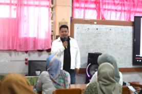 Tinjau Sekolah, Ketua Komisi D DPRD Makassar: Copot Kepsek yang Tidak Jaga Kebersihan