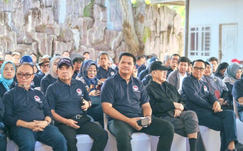 HALALBIHALAL. Perhimpunan Alumni dari Jepang (Persada) Provinsi Sulsel menggelar halalbihalal di Rumah Jabatan Bupati Bantaeng, Minggu (20/4/2025). foto: istimewa