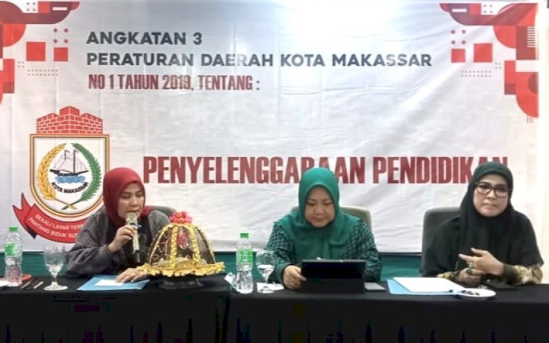 SOSIALISASI. Legislator DPRD Kota Makassar, Andi Suhada Sappaile, menggelar Sosialisasi Peraturan Daerah (Perda) Nomor 1 Tahun 2019 tentang Penyelenggaraan Pendidikan di Royal Bay Hotel Makassar, Rabu (14/5/2025). foo: istimewa