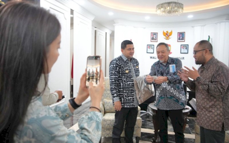 PERTEMUAN. PT Awina Sinergi Internasional bersama mitra asal Jepang bertemu dengan Wali Kota Makassar, Munafri Arifuddin, di Kantor Balai Kota Makassar, Kamis (5/6/2025). foto: istimewa