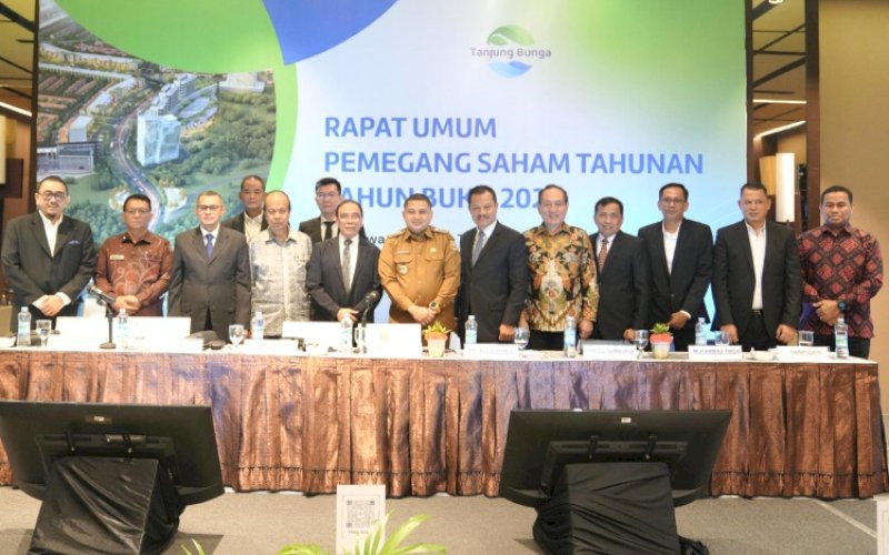 RUPST. Wali Kota Makassar, Munafri Arifuddin, mengadiri dalam Rapat Umum Pemegang Saham Tahunan (RUPST) PT Gowa Makassar Tourism Development (GMTD) Tbk Tahun Buku 2024 di Hotel Rinra Makassar, Selasa (10/6/2025). foto: istimewa