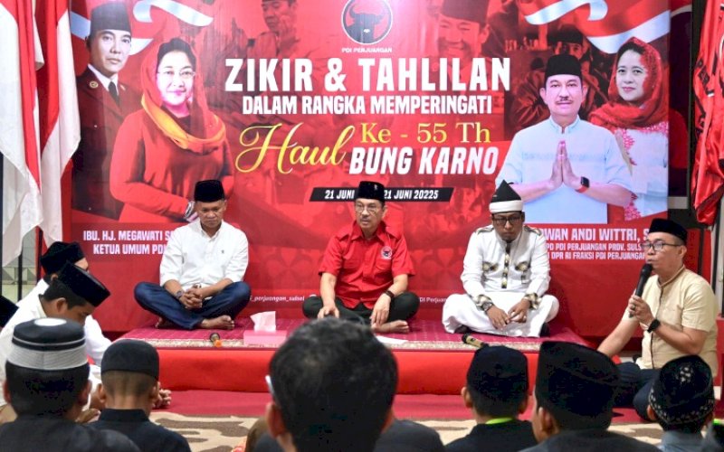 ZIKIR. DPD PDI Perjuangan Provinsi Sulsel menggelar acara zikir dan tahlilan yang berlangsung secara khidmat dan penuh makna di Sekretariat DPD PDI Perjuangan Sulsel, Jl Gunung Bawakaraeng, Kota Makassar, Sabtu (21/6/2025). foto: istimewa